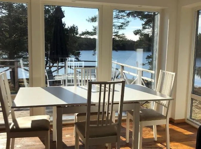 Bjoersjoedal Lake House\'S